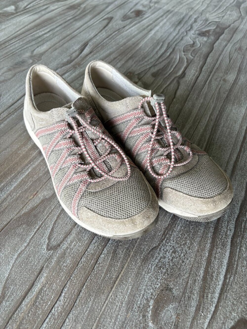 Dansko Tan Comfort Walking Sneakers – Women's Size 7.5